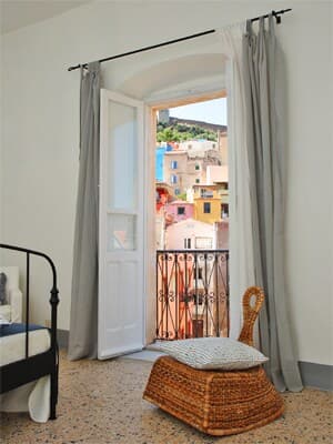 Appartamento con balconi — foto 5